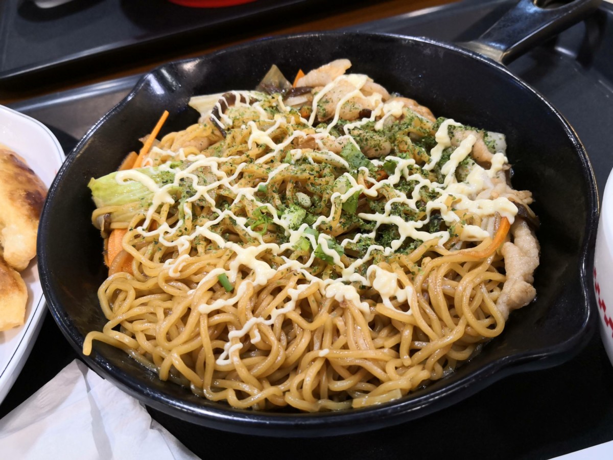 【食記】台中壽賀喜屋日本拉麵專賣店-寿がきや-SUGAKIYA廣三SOGO店@西區草悟道&捷運BRT科博館 : 炒麵味道還不錯,拉麵已經台灣化了Orz 區域 午餐 台中市 拉麵 捷運美食MRT&BRT 日式 炒泡麵 西區 飲食/食記/吃吃喝喝 麵食類