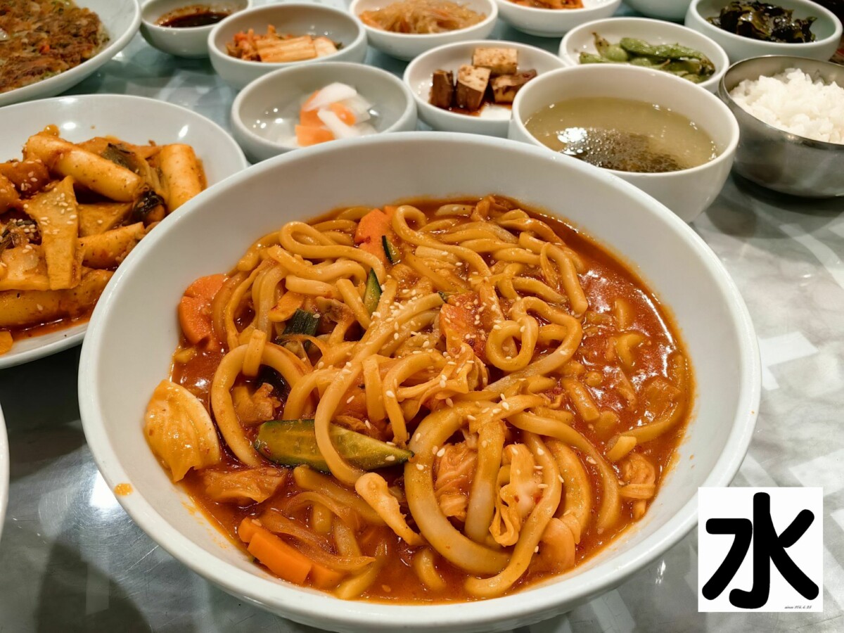【食記】台中推薦客制化韓式料理-Jihwaja奇化加韓國料理@南屯歐巴歐尼一號店 : 在地的好朋友, 韓國華僑老闆夫婦研發製作的純手工韓式料理 下午茶 中華民國(Republic Of China, Taiwan) 冰淇淋 區域 午餐 南屯區 台中市 晚餐 火鍋/鍋物 韓式 飲食/食記/吃吃喝喝 